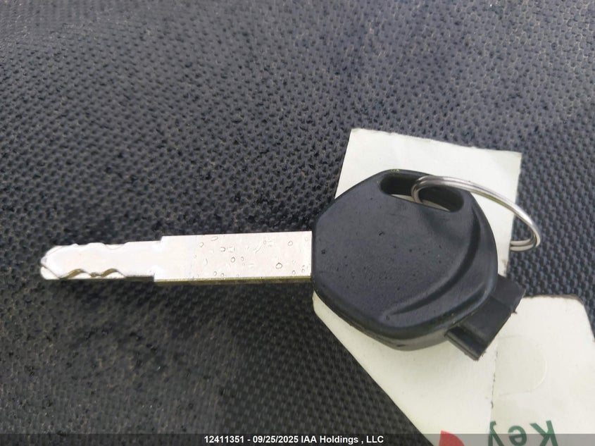 LEHTCB35XPR600692 2023   photo no. 11