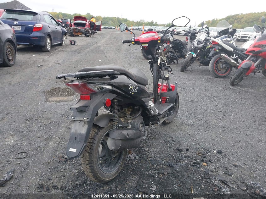 LEHTCB35XPR600692 2023   photo no. 4