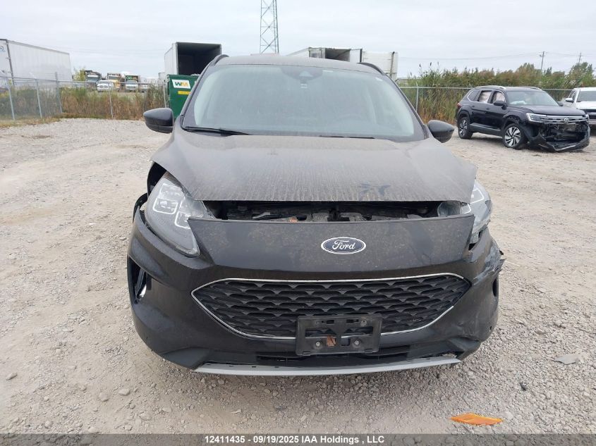 2022 Ford Escape Titanium VIN: 1FMCU9J95NUA55820 Lot: 12411435