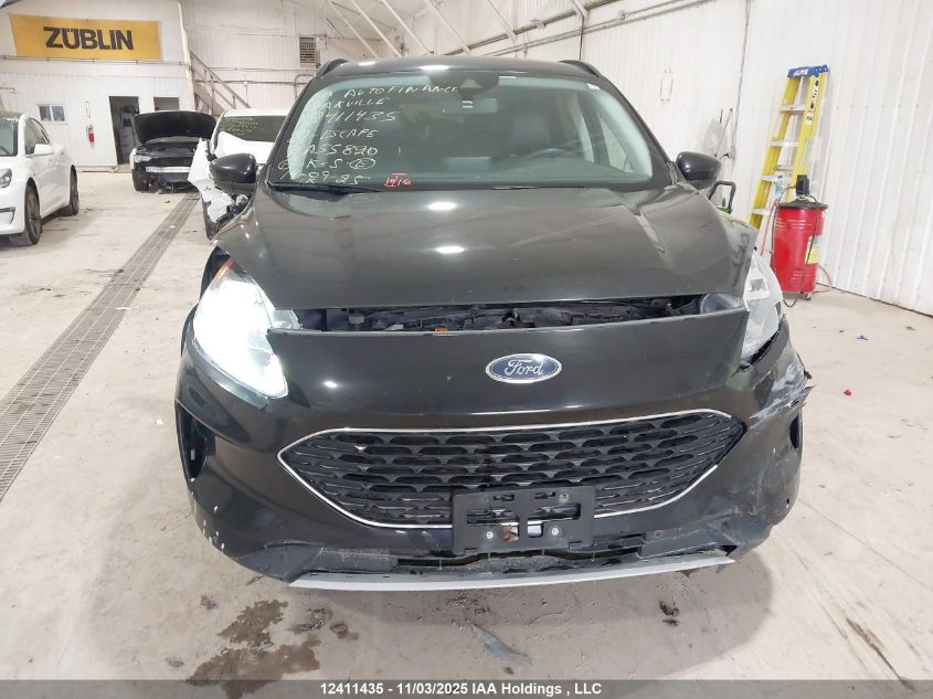 2022 Ford Escape Titanium VIN: 1FMCU9J95NUA55820 Lot: 12411435
