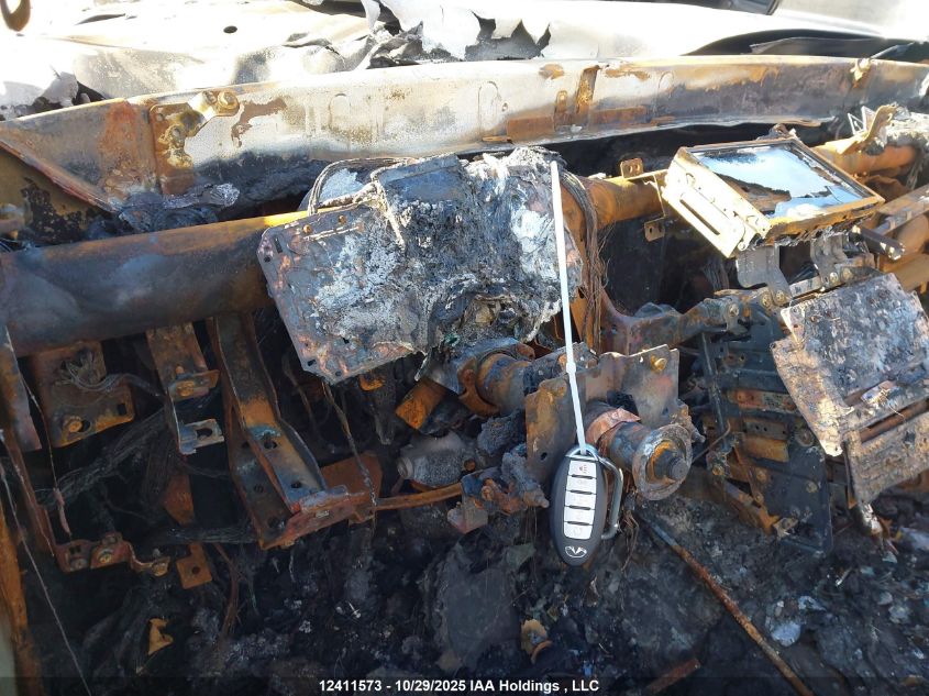 2017 Infiniti Q50 Premium/Sport/Se VIN: JN1EV7AR1HM833360 Lot: 12411573