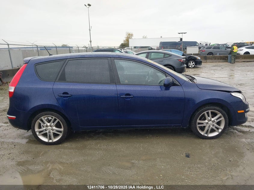 2010 Hyundai Elantra Touring Gls/Se VIN: KMHDC8AE3AU073452 Lot: 12411706