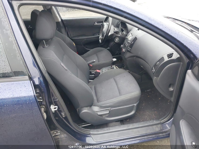 KMHDC8AE3AU073452 2010 HYUNDAI ELANTRA photo no. 5