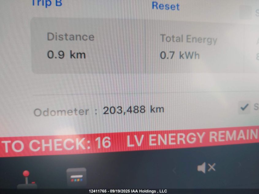 2022 Tesla Model 3 Long Range VIN: 5YJ3E1EB0NF260342 Lot: 12411765