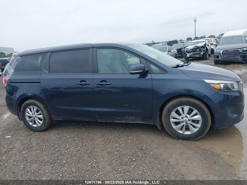 KNDMB5C17G6192084 2016 KIA SEDONA photo no. 13