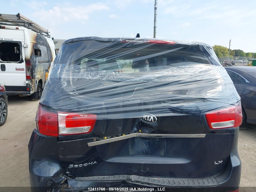 KNDMB5C17G6192084 2016 KIA SEDONA photo no. 19