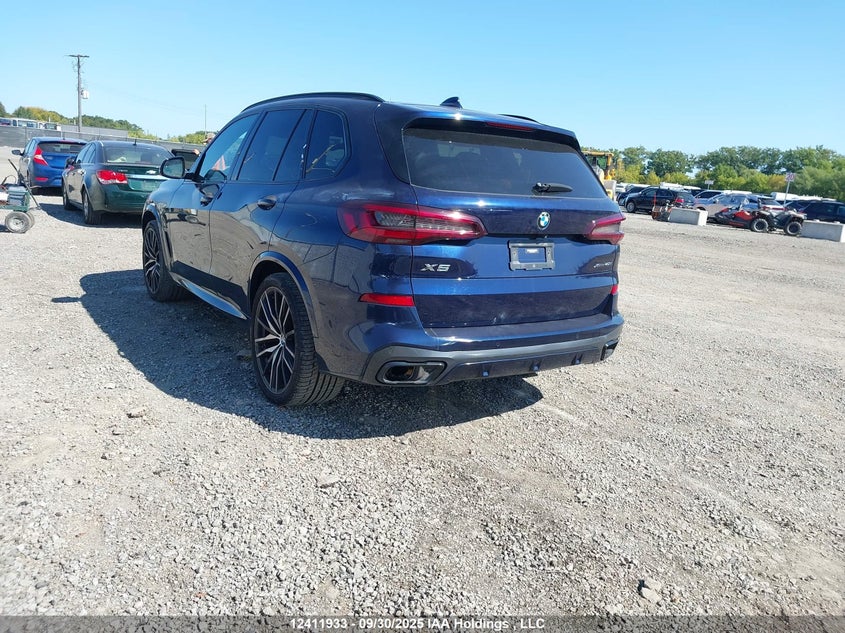 5UXCR6C0XN9L54336 2022 BMW X5 photo no. 3