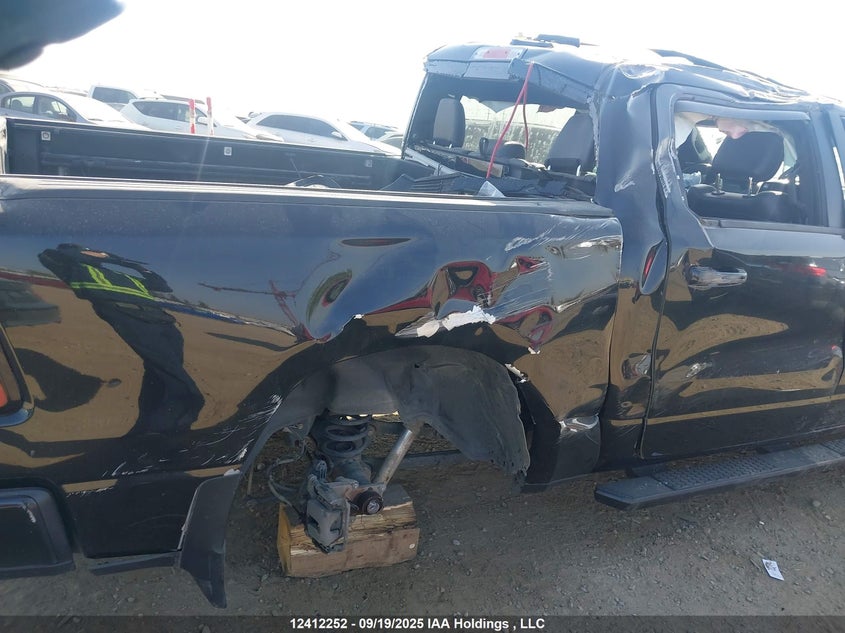 1C6SRFLTXKN564386 2019 RAM 1500 photo no. 19