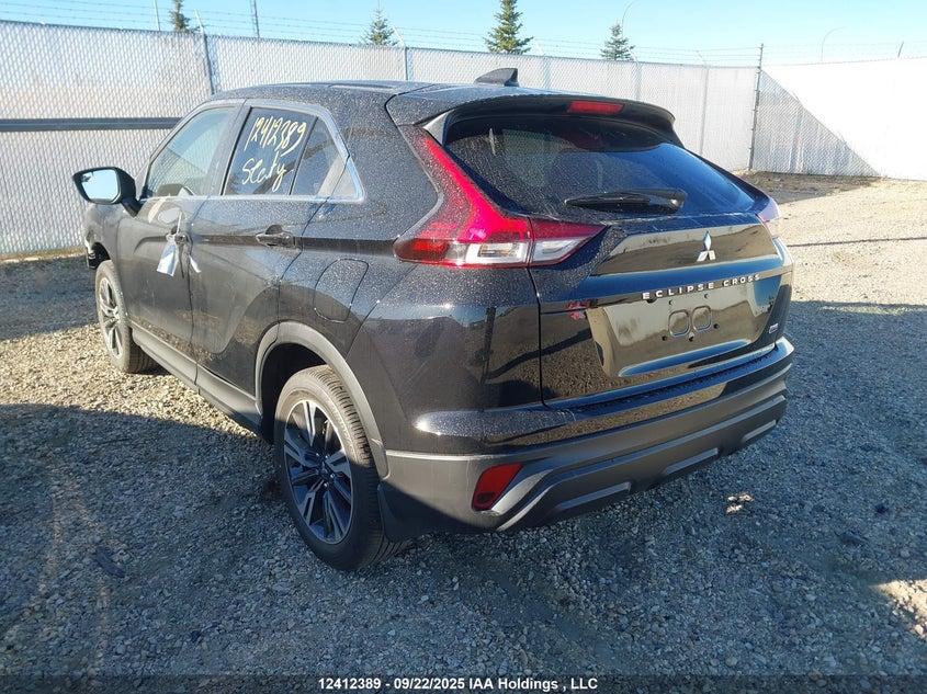 JA4ATUAA2SZ620061 2025 MITSUBISHI ECLIPSE CROSS photo no. 3