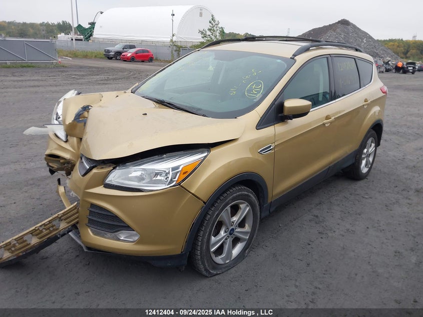 1FMCU0GXXFUC16987 2015 FORD ESCAPE photo no. 2