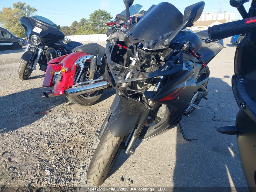 MH3RH15N9HK001515 2017 YAMAHA YZF photo no. 2