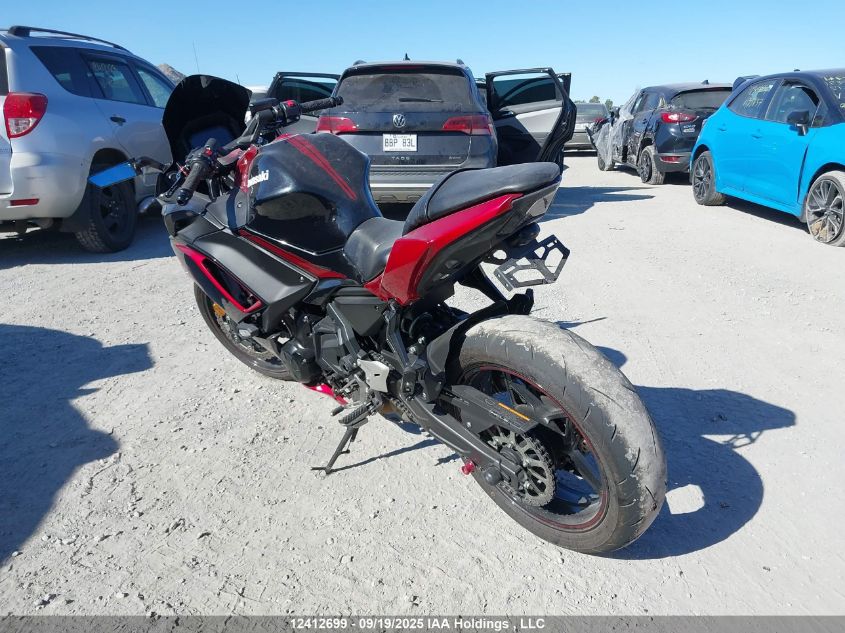 2021 Kawasaki Ex650 M VIN: ML5EXEM12MDA33790 Lot: 12412699