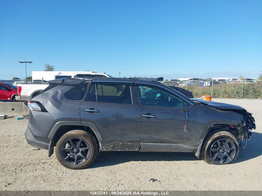 2T3DWRFV0RW221257 2024 TOYOTA RAV 4 photo no. 13
