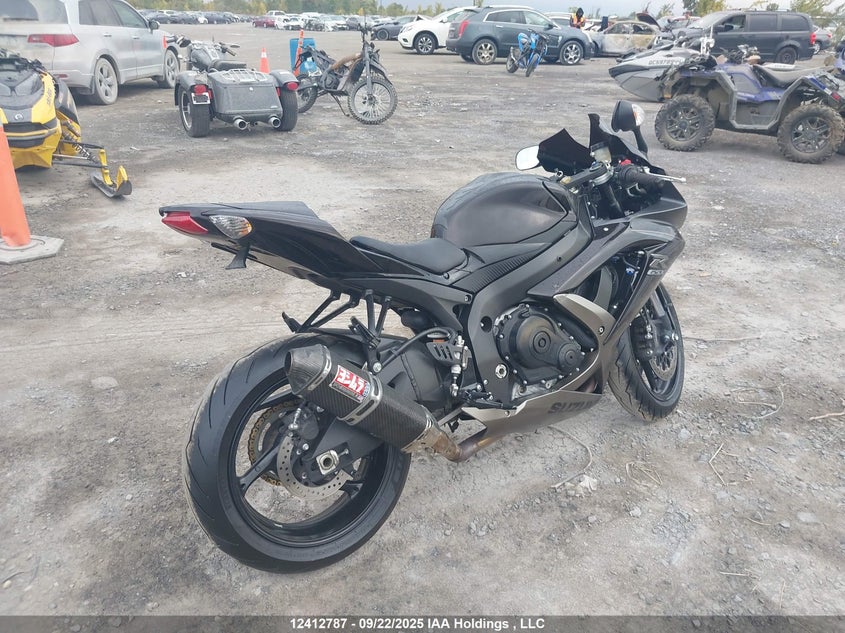 JS1GR7LA5A2100208 2010 SUZUKI GSX-R photo no. 4