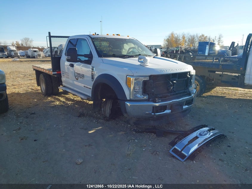 1FD0X5HT7HEC26456 2017 FORD F550 photo no. 19