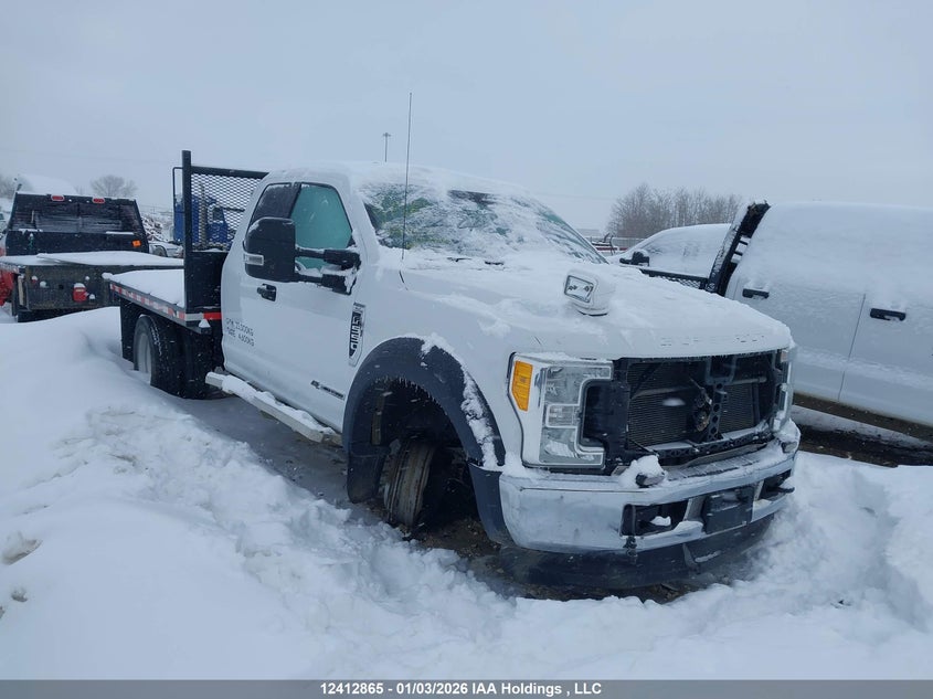 1FD0X5HT7HEC26456 2017 FORD F550 photo no. 17