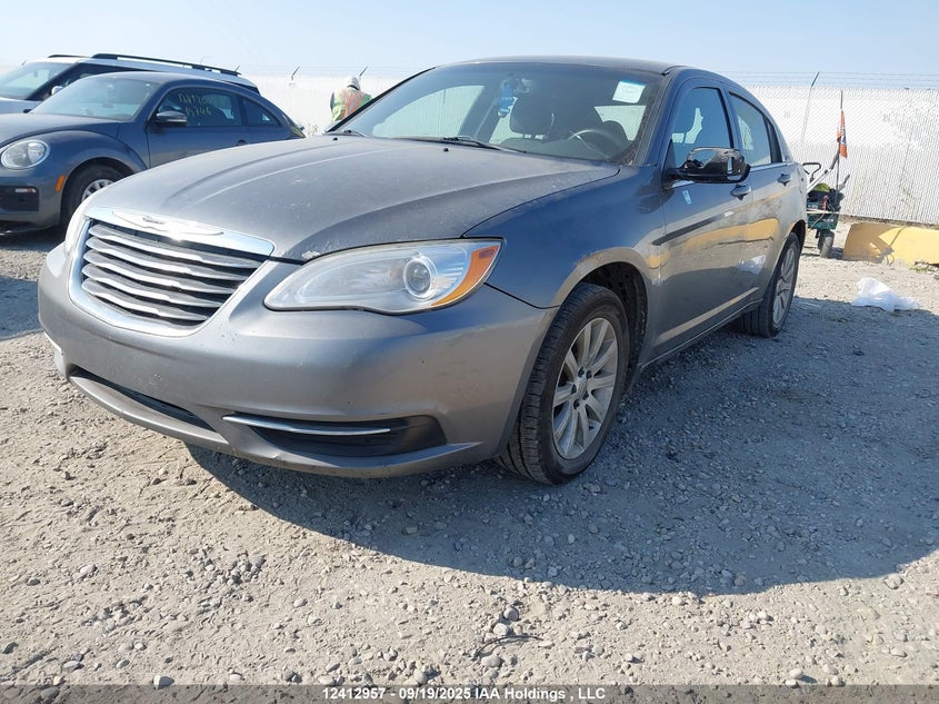 1C3CCBAB9CN244886 2012 CHRYSLER 200 photo no. 2