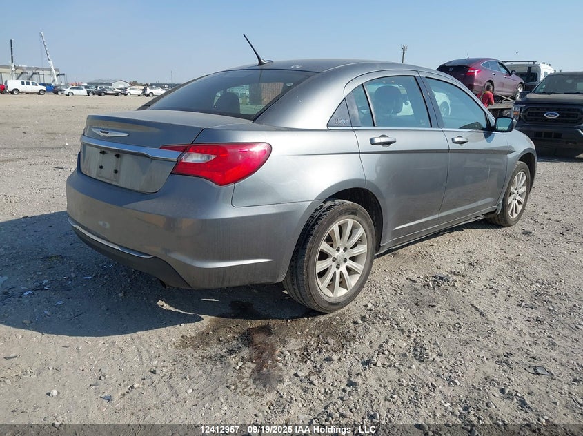 1C3CCBAB9CN244886 2012 CHRYSLER 200 photo no. 4