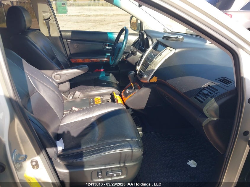 2T2HA31U85C060846 2005 LEXUS RX photo no. 5