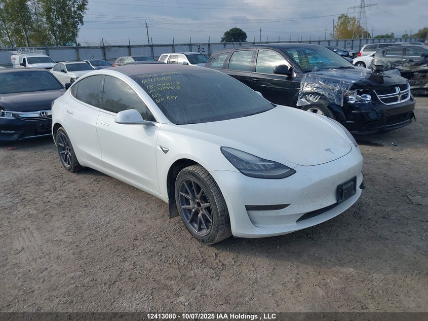5YJ3E1EA6JF029513 2018 Tesla Model 3 auction photo 1