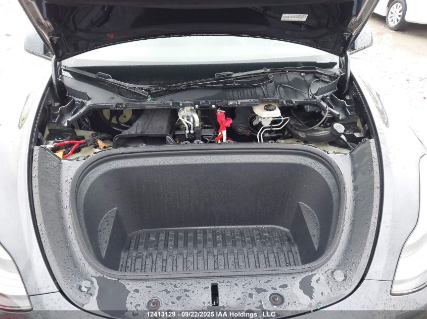 2024 Tesla Model Y VIN: 7SAYGDEE3RF124744 Lot: 12413129