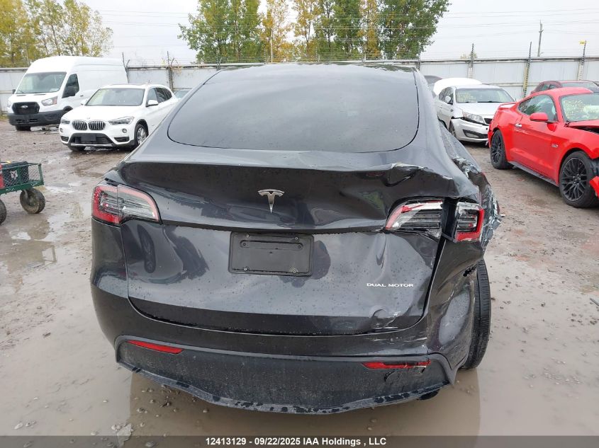 2024 Tesla Model Y VIN: 7SAYGDEE3RF124744 Lot: 12413129