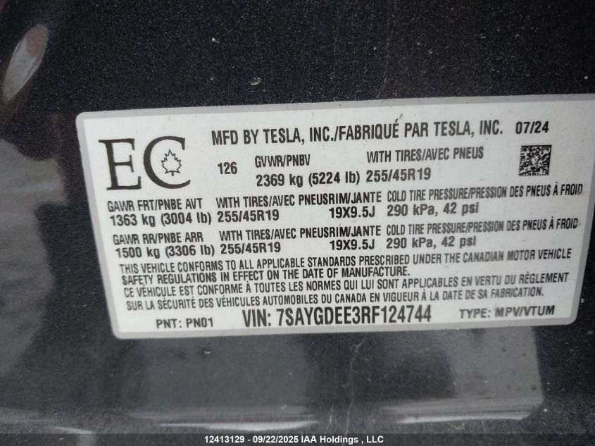 2024 Tesla Model Y VIN: 7SAYGDEE3RF124744 Lot: 12413129