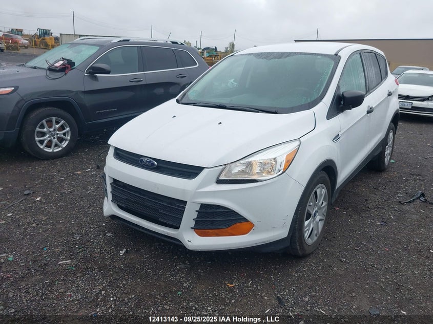 1FMCU0F72EUD03394 2014 FORD ESCAPE photo no. 2