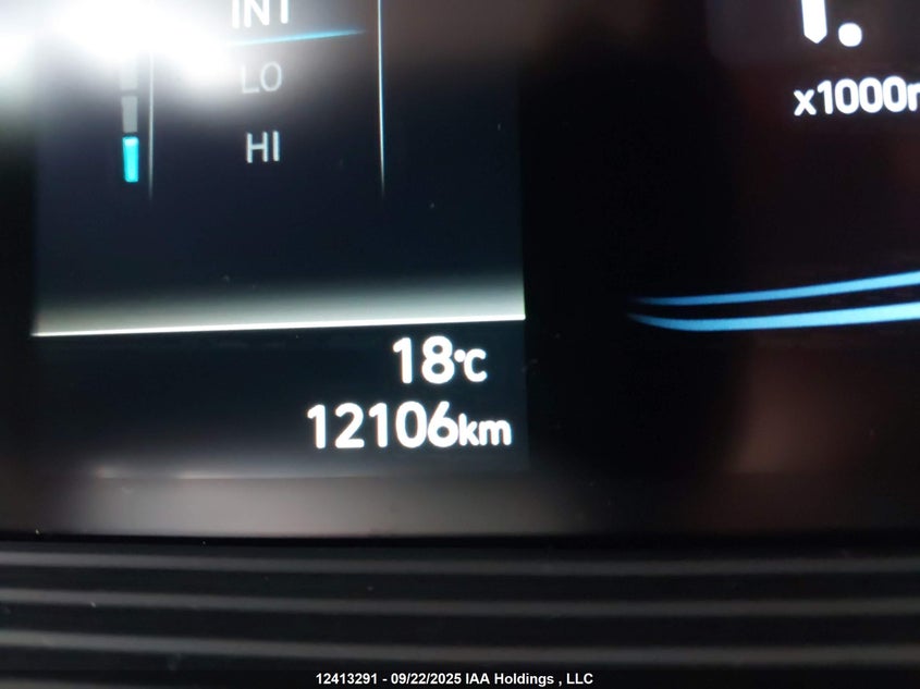 2025 Hyundai Venue Sel/Limited VIN: KMHRC8A33SU396051 Lot: 12413291