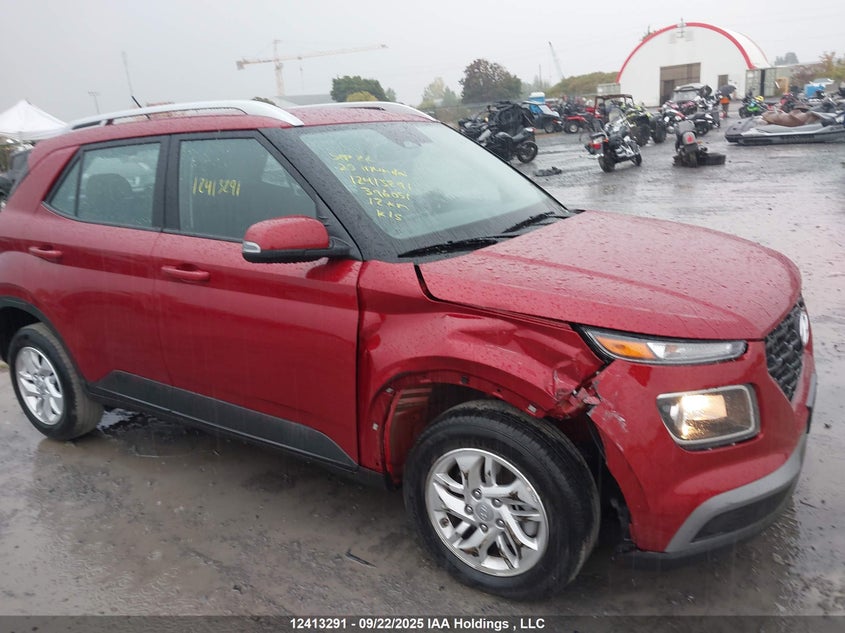 2025 Hyundai Venue Sel/Limited VIN: KMHRC8A33SU396051 Lot: 12413291