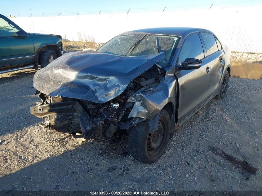 3VW2K7AJ4EM359372 2014 VOLKSWAGEN JETTA photo no. 2