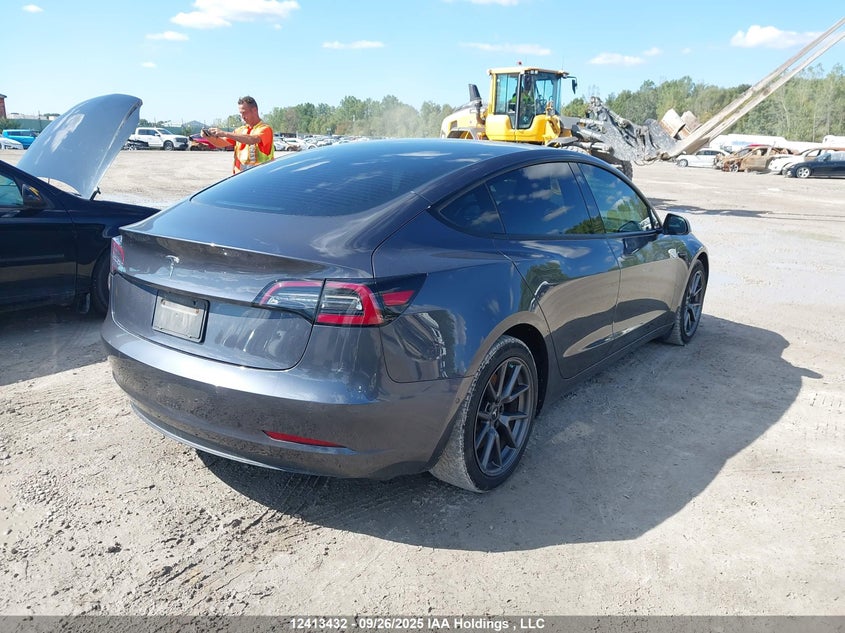 5YJ3E1EA6MF986678 2021 TESLA MODEL 3 photo no. 4