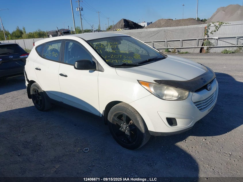 KM8JT3AB0BU209310 2011 Hyundai Tucson L auction photo 1