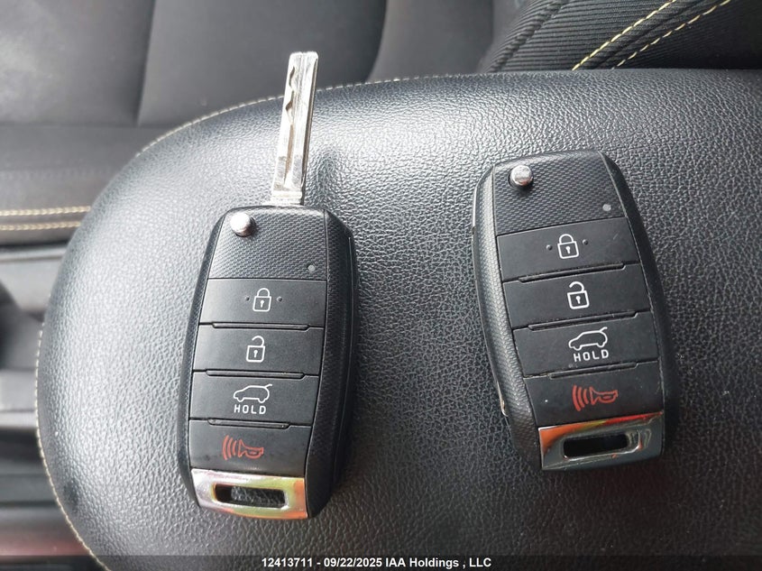 KNDJP3A56F7217497 2015 KIA SOUL photo no. 11