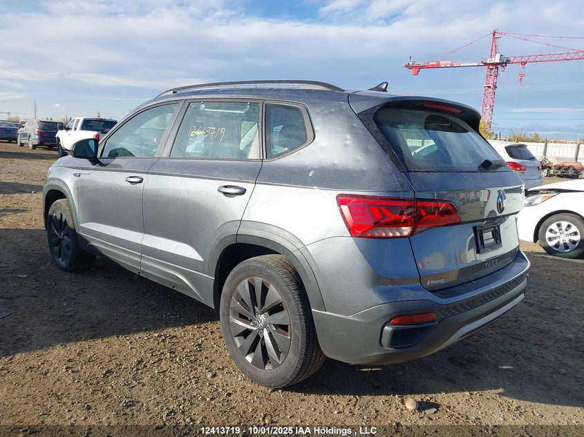 3VVAX7B27NM018458 2022 VOLKSWAGEN TAOS photo no. 3