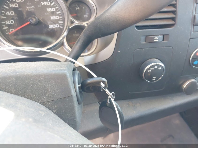 1GTSKVEA8AZ250388 2010 GMC SIERRA photo no. 11