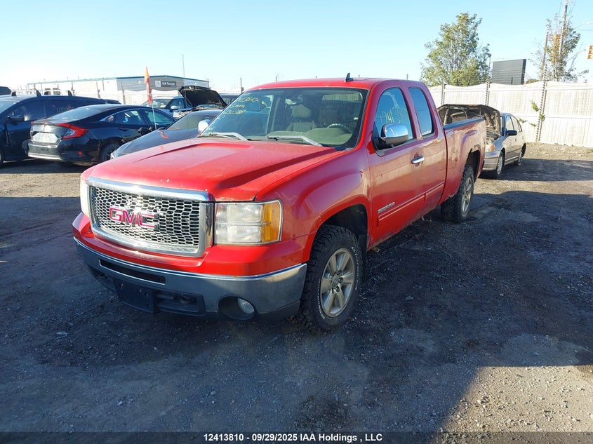 1GTSKVEA8AZ250388 2010 GMC SIERRA photo no. 2