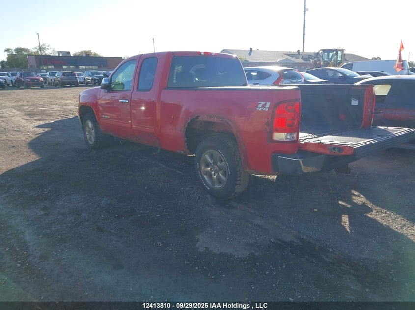 1GTSKVEA8AZ250388 2010 GMC SIERRA photo no. 3