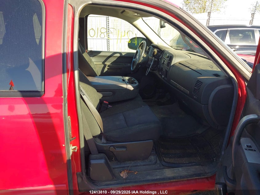 1GTSKVEA8AZ250388 2010 GMC SIERRA photo no. 5