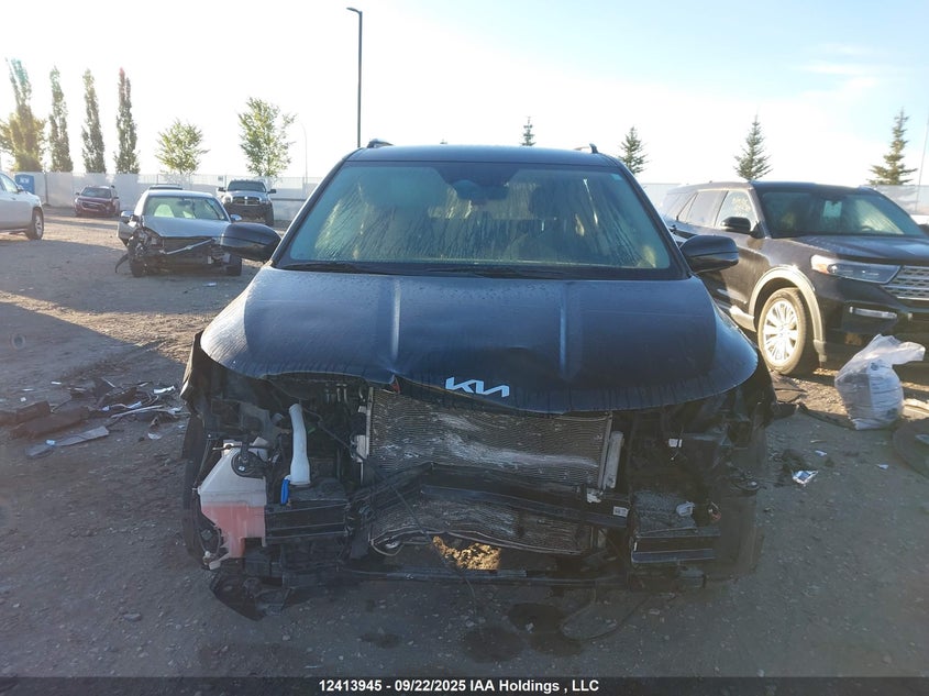 KNDNB5H30P6259252 2023 KIA CARNIVAL photo no. 11