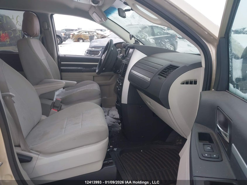 2D4RN4DE8AR471619 2010 DODGE CARAVAN photo no. 5