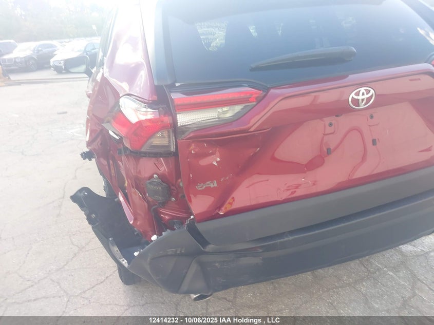 2T3R1RFV4PW405117 2023 TOYOTA RAV 4 photo no. 6