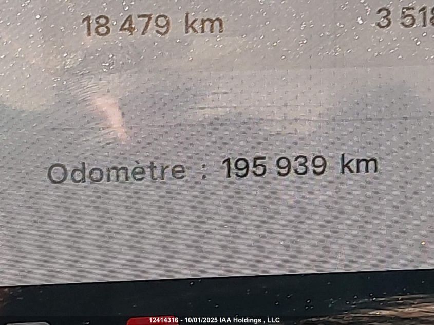 2019 Tesla Model 3 VIN: 5YJ3E1EB3KF390398 Lot: 12414316