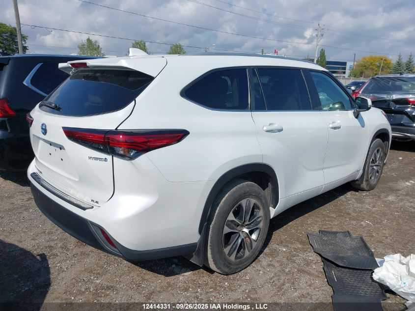 2023 Toyota Highlander Hybrid Xle/Hybrid Bronze Edition VIN: 5TDKBRCH8PS118863 Lot: 12414331