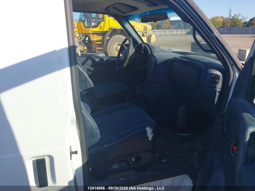 1GTDM19X55B508133 2005 GMC SAFARI photo no. 5