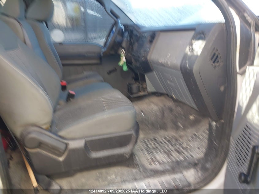 1FDUF5GT2BEB27363 2011 FORD F550 photo no. 5