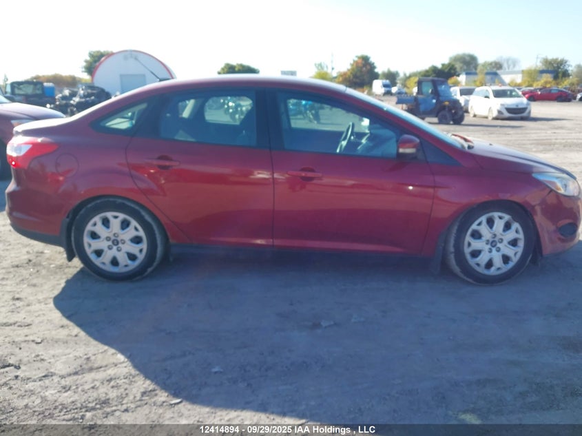 1FADP3F2XEL352196 2014 FORD FOCUS photo no. 13