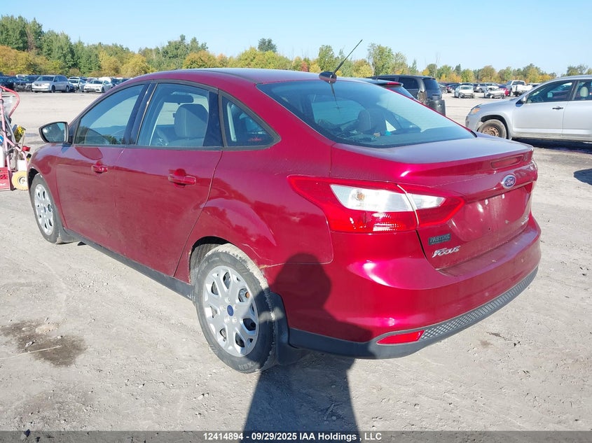 1FADP3F2XEL352196 2014 FORD FOCUS photo no. 3