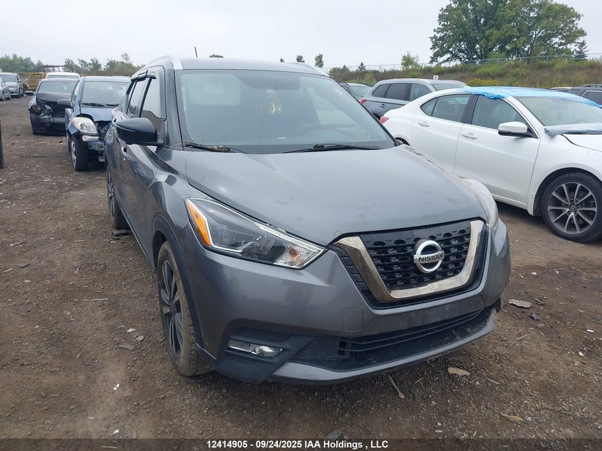 3N1CP5CU6JL538830 2018 Nissan Kicks S/Sr/Sv auction photo 1