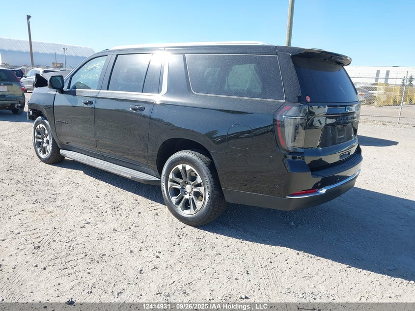 1GNS6CRDXSR209184 2025 CHEVROLET SUBURBAN photo no. 3